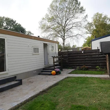 Esdoorn In Putten, Gezellig En Luxe Gerenoveerd * Putten