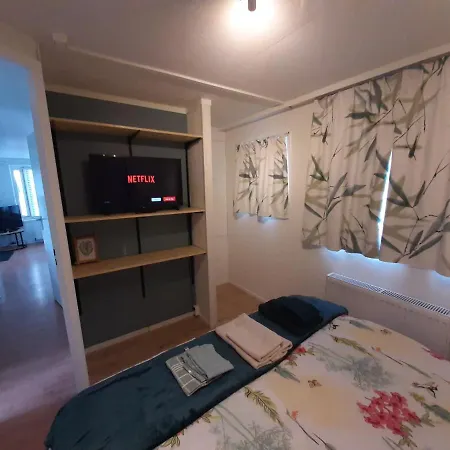 Esdoorn In Putten, Gezellig En Luxe Gerenoveerd Apartamento