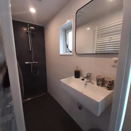 Apartamento Esdoorn In Putten, Gezellig En Luxe Gerenoveerd Putten