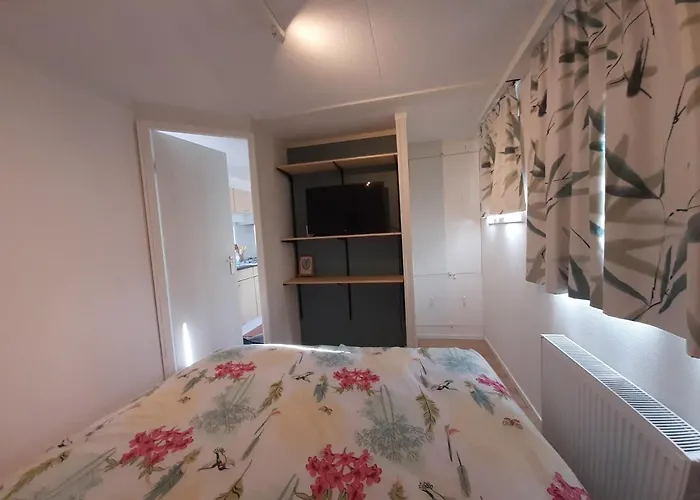 Esdoorn In Putten, Gezellig En Luxe Gerenoveerd * Putten