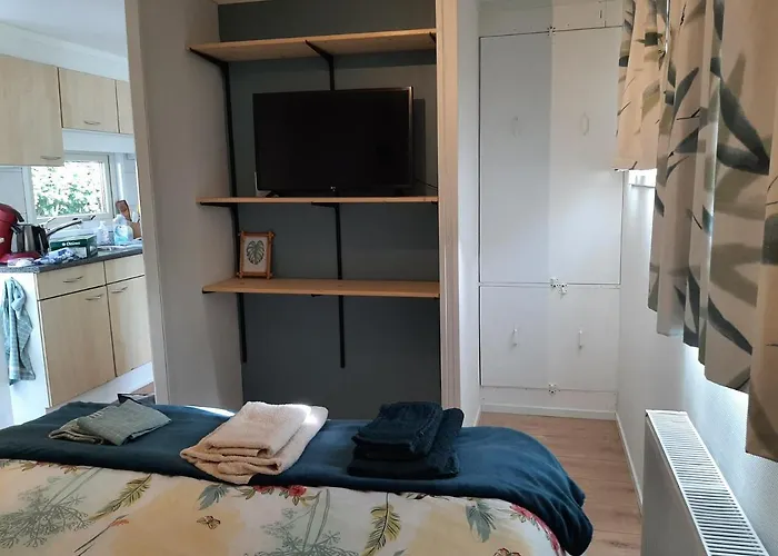 Esdoorn In Putten, Gezellig En Luxe Gerenoveerd